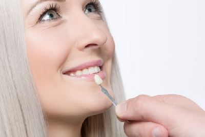 Cách bảo vệ răng tối ưu nhất muốn chia sẻ với các bạn - ông khí trong nhà xưởng giúp chúng ta tự tin trong giao tiếp. Khi ăn uống cũng không ngại gặp phải các vấn đề nhức nhối về răng miệng.
Bí quyết 1: Thường xuyên vệ sinh răng miệng
Đánh răng 2 lầ