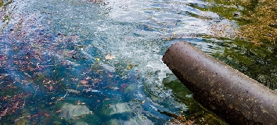 Nguồn nước ô nhiễm là một vấn đề rất nghiêm trọng bởi hậu quả - ày thì những tác nhân tự nhiên khác cũng một phần nào góp phần làm cho nguồn nước bị ô nhiễm nặng nề. Nguồn nước ô nhiễm là Máy lọc không khí diện tích lớn một vấn đề rất nghiêm trọng b