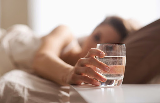 Uống nước không đúng cách sẽ có thể gây hại cho sức khỏe